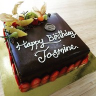 Petits Fours Cafe &  Studio เปอติฟูร์ คาเฟ่ แอนด์ สตูดิโอ เชียงใหม่