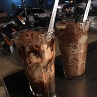 โรงชาบ้านโดน(ร้านพี่แหลม) โรงชาบ้านโดน(ร้านพี่แหลม)