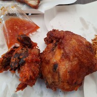 เมนูของร้าน อาบีไก่ทอดหาดใหญ่