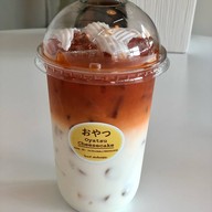 Oyatsu CheesesCake โอยะสึ ชีสเค้ก สาขา1 ปั้มเชลล์กม.10 และ สาขา2 เซ็นทรัลระยอง ชั้น1
