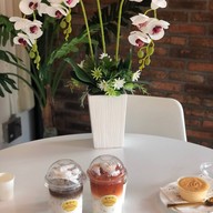 Oyatsu CheesesCake โอยะสึ ชีสเค้ก สาขา1 ปั้มเชลล์กม.10 และ สาขา2 เซ็นทรัลระยอง ชั้น1