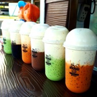 เติมนม By Phaihom ถ.อ้อมค่าย📍หน้าหมู่บ้านสยามนครธานี