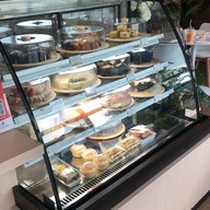 Oyatsu CheesesCake โอยะสึ ชีสเค้ก สาขา1 ปั้มเชลล์กม.10 และ สาขา2 เซ็นทรัลระยอง ชั้น1