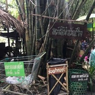 ตลาดป่าไผ่สร้างสุข (สวนไผ่ขวัญใจ)