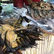 ตลาดป่าไผ่สร้างสุข (สวนไผ่ขวัญใจ)