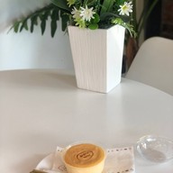 Oyatsu CheesesCake โอยะสึ ชีสเค้ก สาขา1 ปั้มเชลล์กม.10 และ สาขา2 เซ็นทรัลระยอง ชั้น1