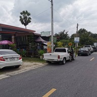 ร้านข้าวขาหมูคุณแม่ เกาะยอ