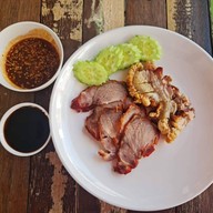 ก๋วยเตี๋ยวเรือเลอรส สาขาจรัญสนิทวงศ์ 13