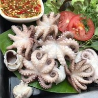 French Fries & Meatballs