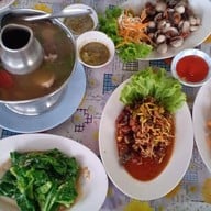 อาม่า หัวปลาหม้อไฟ