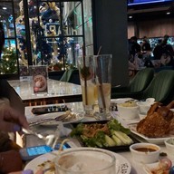 บรรยากาศ HEAP Cafe' & Restaurant   Sukumvit 47