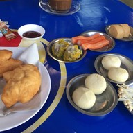 กาแฟ นายดำ ติ่มซำ ข้าวต้ม