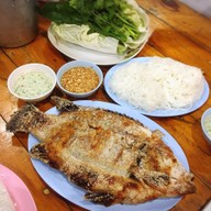 ราชาเมี่ยงปลาเผา เจ๊กุ้ง รามคำแหง (Ramkhamhaeng)