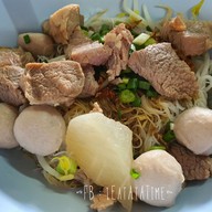 เมนูของร้าน ทรงกิจลูกชิ้นเนื้อวัว