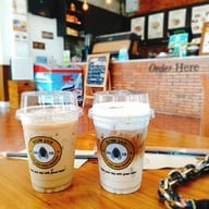 เมนูของร้าน KUM JAN CAFE AND THAI DESSERT