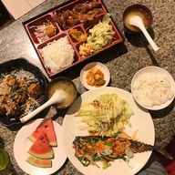 Yatai Sushi-ramen