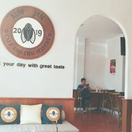 บรรยากาศ KUM JAN CAFE AND THAI DESSERT