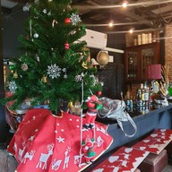 Black Cat Bar วัฒนานคร