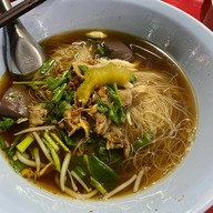 ก๋วยเตี๋ยวไก่มะระไทเลย