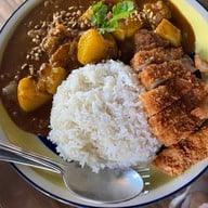 Bloom Cafe And Hostel Lipe