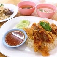 ข้าวมันไก่ไหหลำ นครปฐม