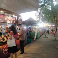 บรรยากาศ ตลาดมอดินแดง มหาวิทยาลัยขอนแก่น