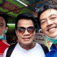 บรรยากาศ ร้านหมูสะเต๊ะ แม่กลอง แม่กลอง