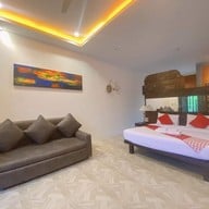 Baan Noppadol HuaHin Loft Resort
