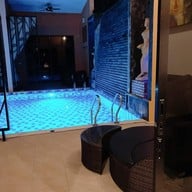 Baan Noppadol HuaHin Loft Resort