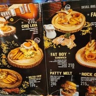 Rock Me Burgers & Bar เชียงใหม่