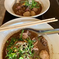 ก๋วยเตี๋ยวเรือใหญ่พระนคร