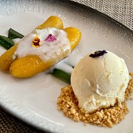 เมนูของร้าน เรือนต้น มณเฑียร สุรวงศ์