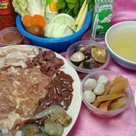 เจ๊บูณสุกี้หมูกระทะ & ข้าวหมูแดง หมูกรอบ