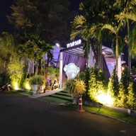 หน้าร้าน ร้านอาหารทาลาเล
