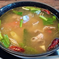 ไก่ย่างคุณหมอ ครัวเมจิกเฟิน แบริ่ง