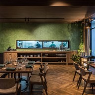 บรรยากาศ KIRA Modern Thai Brasserie and Bar