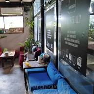 CUBE No.7 Coffee & Eatery