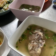 เมนูของร้าน เจ๊กุ้ง