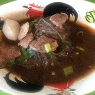 ก๋วยเตี๋ยวเรือตากะยาย