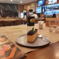 Arno's สุขุมวิท 13