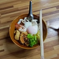 ร้านกาแฟลูกปลาโบราณ พุนพิน