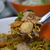 ก๋วยเตี๋ยวเรือเลอรส สาขาจรัญสนิทวงศ์ 13