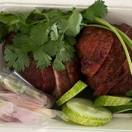 เมนูของร้าน รสริน ข้าวหมูแดงหมูกรอบ ซูวี