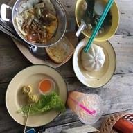 เมนูของร้าน ต้มจั๊บญวน By โรงนม คลองเรียน2