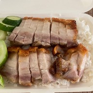 เมนูของร้าน รสริน ข้าวหมูแดงหมูกรอบ ซูวี
