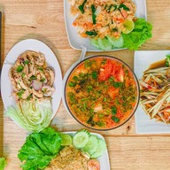 ครัว ส้มตำรสมือแม่