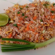 ร้านลุงดำข้าวผัดปู เมืองทอง