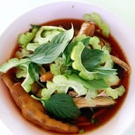 ก๋วยเตี๋ยวไก่มะระ ตายงค์ คลอง 1 ธัญบุรี