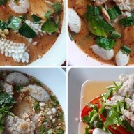 ก๋วยเตี๋ยวบ้านย่าชุม