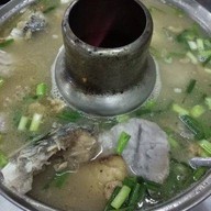 อ.เกียรติชัย เชลล์ชวนชิม กำแพงดิน